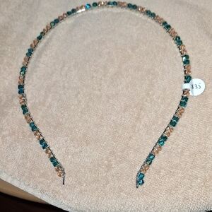 😇🙏$35 Stylish Beaded Headband with Green and Brown Accents